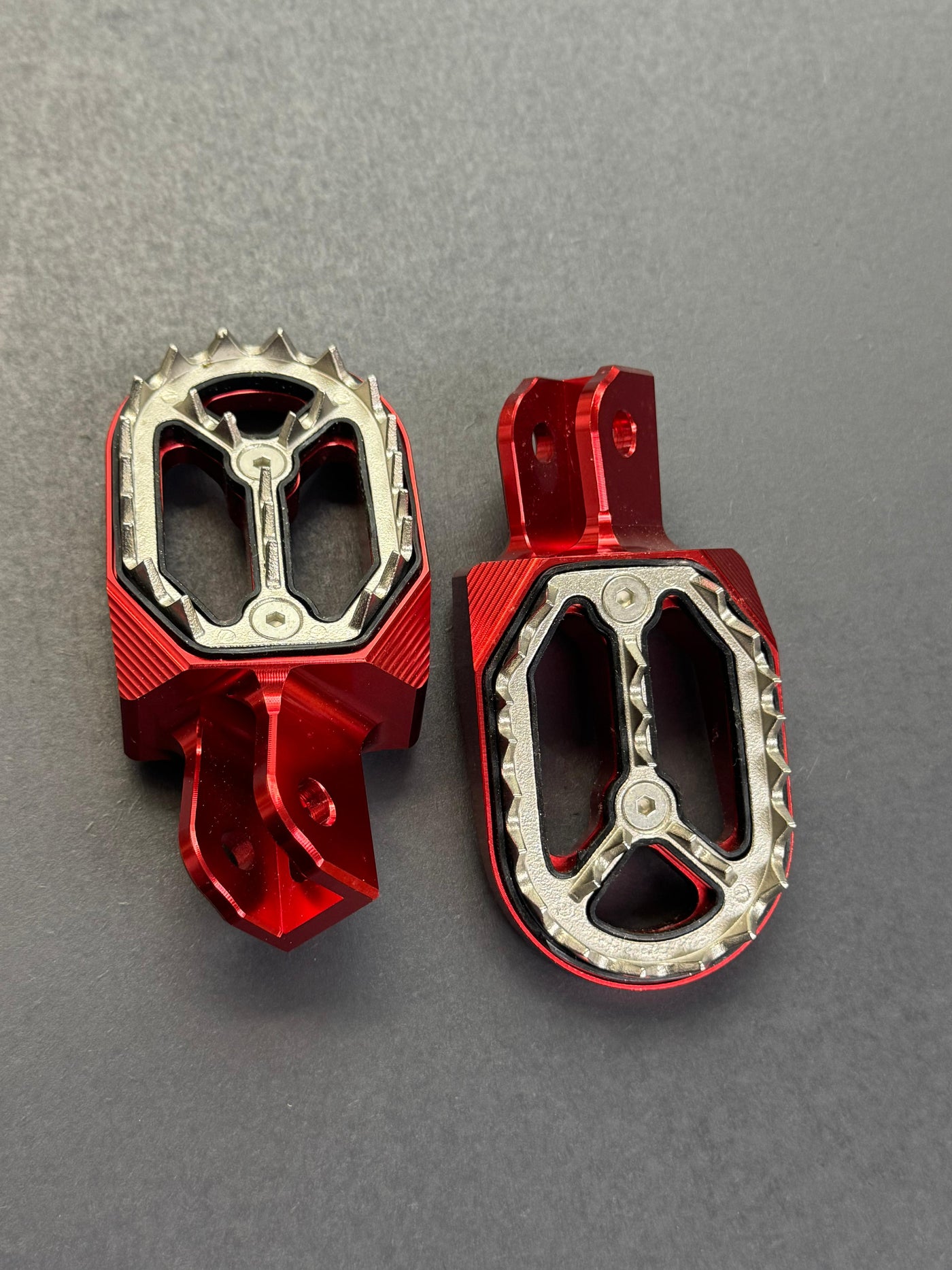Foot pegs surron lbx/lb talaria sting R